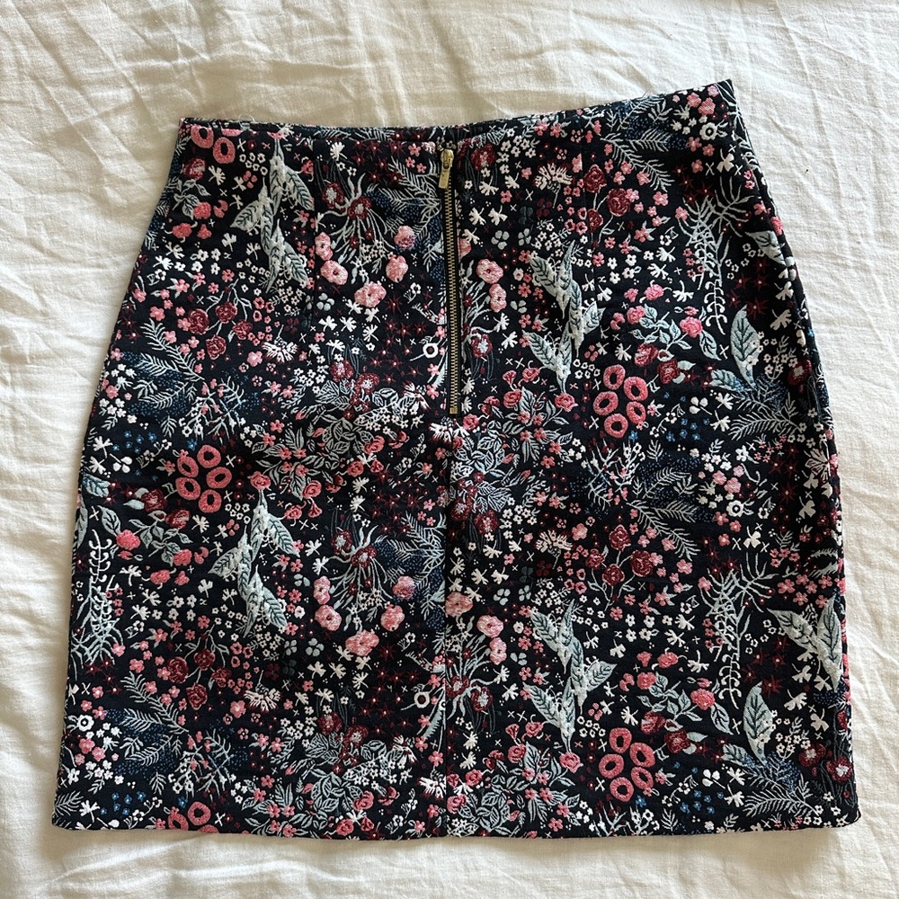 H&M Black Floral Mini Skirt - Picture 2 of 2